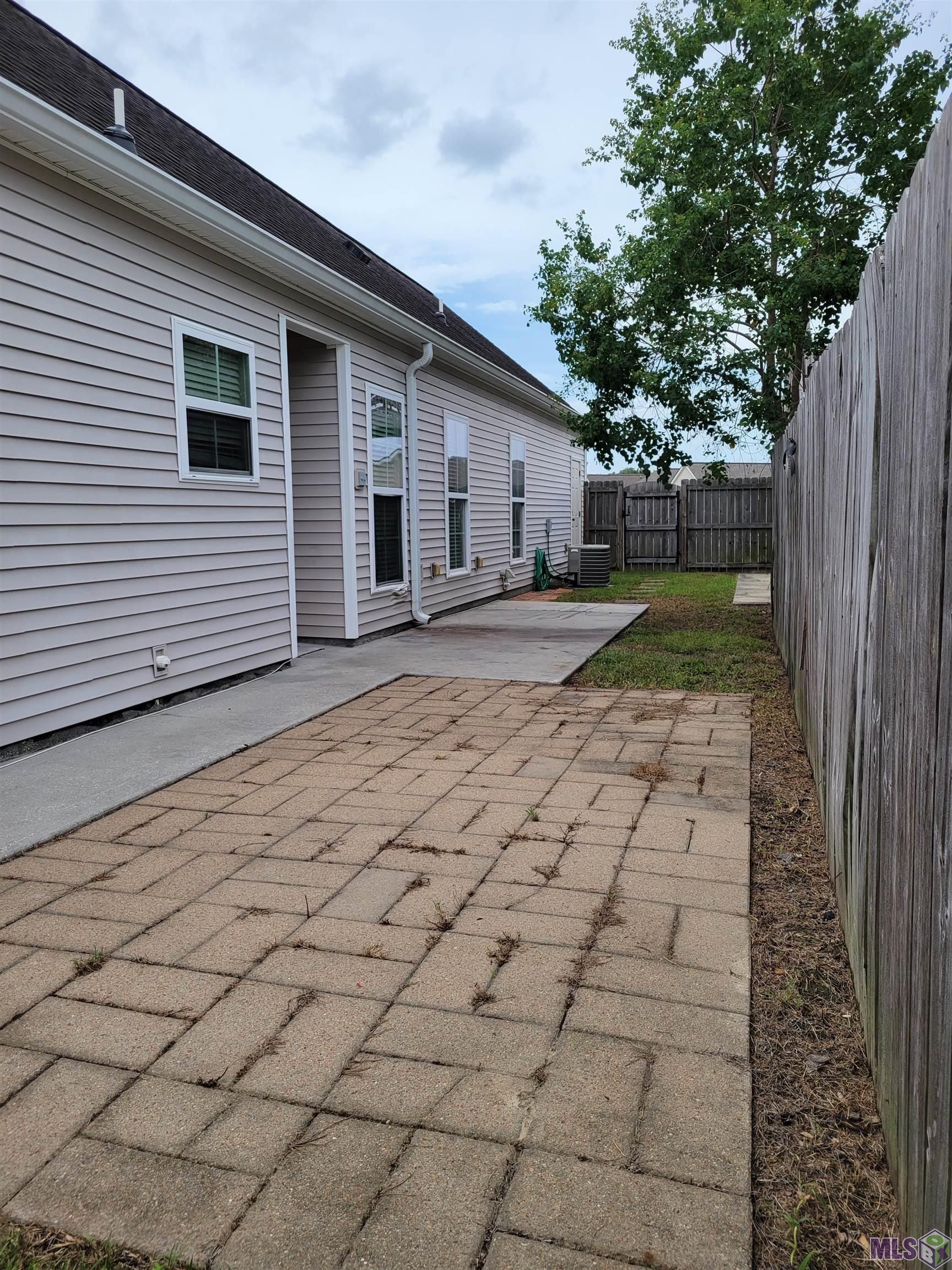 40485 Sage Field Court Gonzales, LA 70737 - Photo 15 of 19