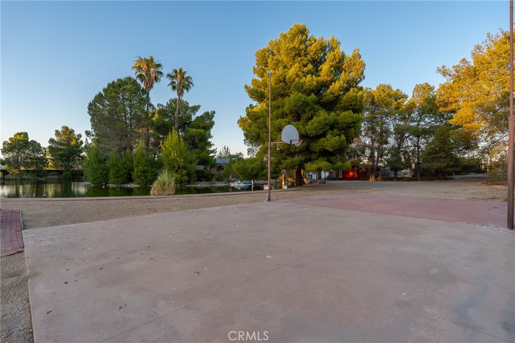 15283 Apple Valley Road Apple Valley, CA 92307 - Photo 40 of 53