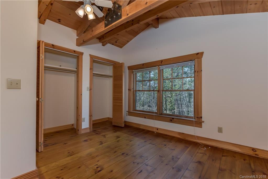 1013 Markham Road Tryon, NC 28782 - Photo 20 of 34