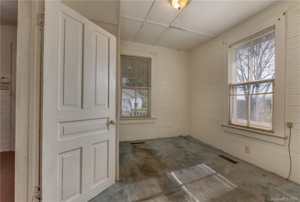 1013 Markham Road Tryon, NC 28782 - Photo 34 of 34