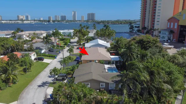 $625,000 | 310 Wilma Circle, Riviera Beach, FL 33404