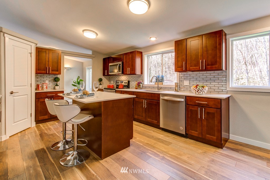 90 Northeast River Road Tahuya, WA 98588 - Photo 16 of 30 Gallery Image 16