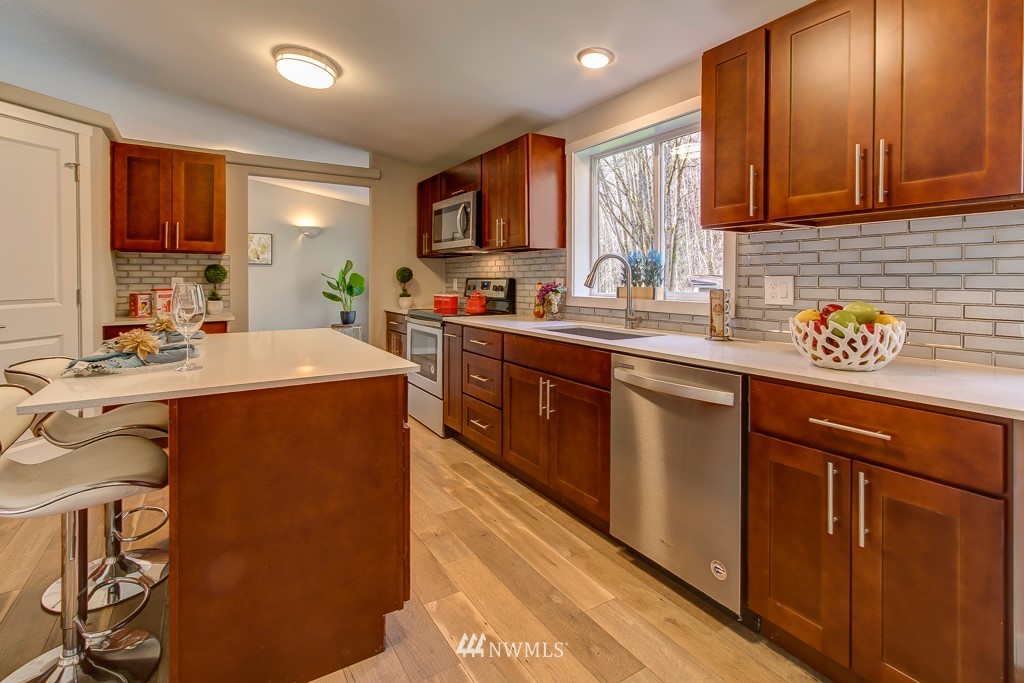 90 Northeast River Road Tahuya, WA 98588 - Photo 18 of 30 Gallery Image 18