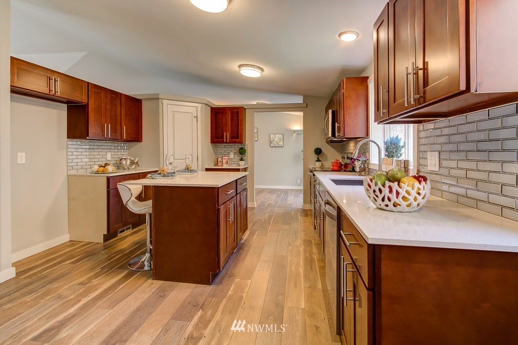 90 Northeast River Road Tahuya, WA 98588 - Photo 19 of 30 Gallery Image 19