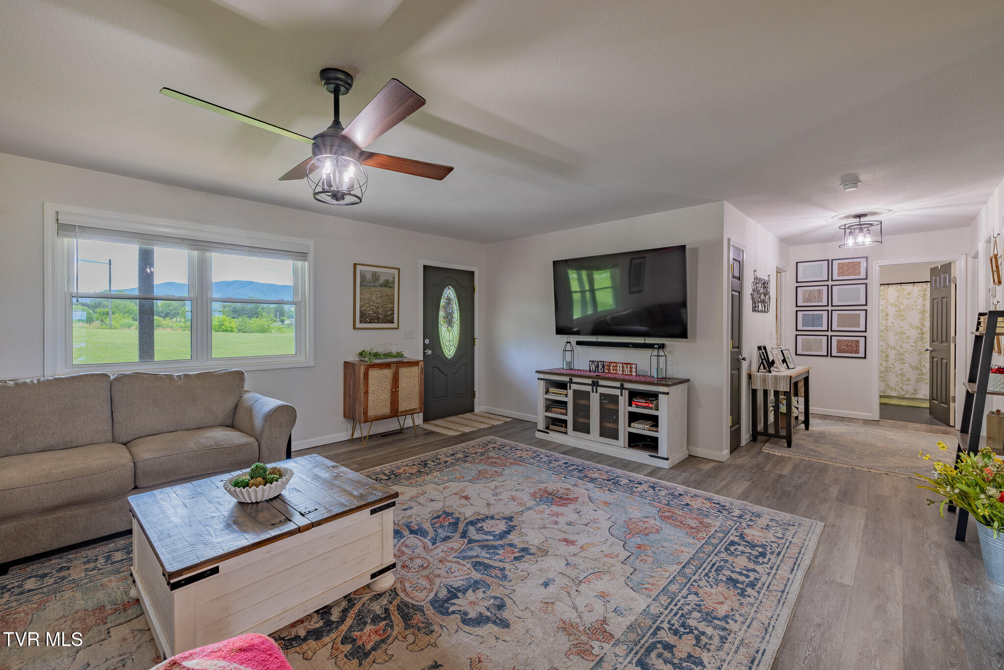 902 South Mill Road Greeneville, TN 37743 - Photo 5 of 50 1R9A5787-HDR