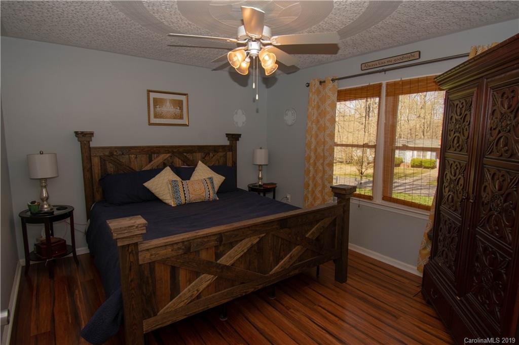 3016 Chestnut Road Lincolnton, NC 28092 - Photo 11 of 27 Gallery Image 11