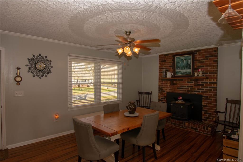 3016 Chestnut Road Lincolnton, NC 28092 - Photo 3 of 27 Gallery Image 3