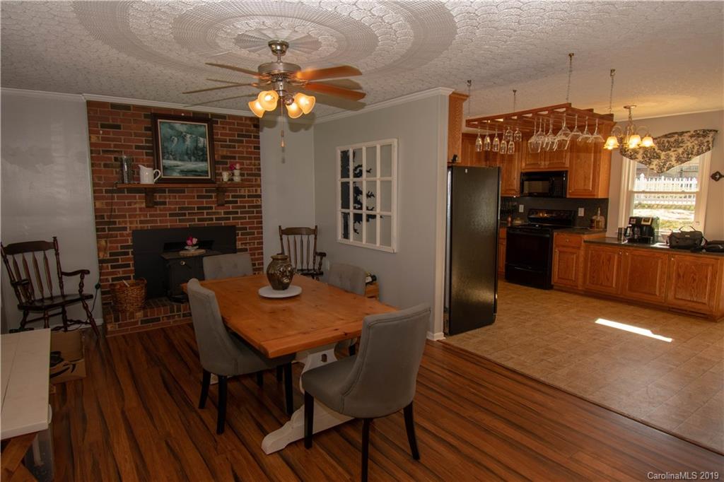 3016 Chestnut Road Lincolnton, NC 28092 - Photo 5 of 27 Gallery Image 5