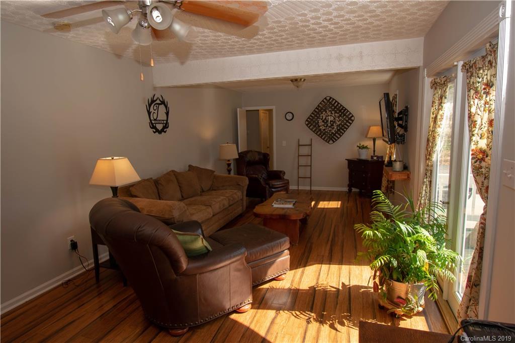 3016 Chestnut Road Lincolnton, NC 28092 - Photo 9 of 27 Gallery Image 9