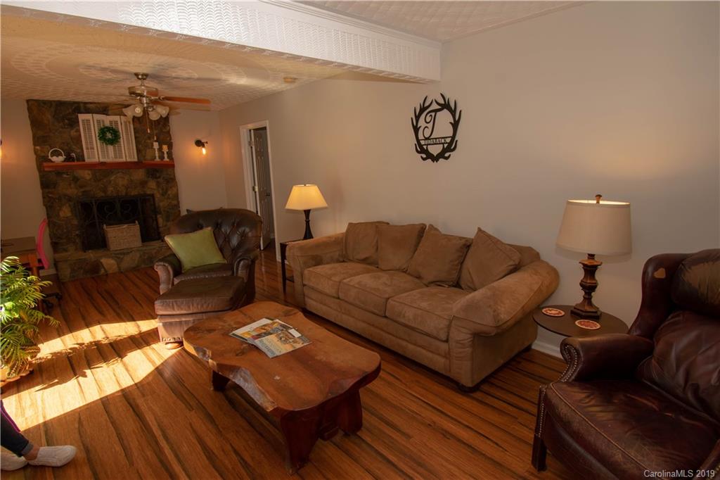 3016 Chestnut Road Lincolnton, NC 28092 - Photo 10 of 27 Gallery Image 10