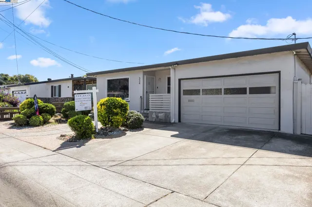 $889,000 | 334 Oxford Street, Hayward, CA 94541