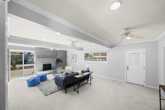 $889,000 | 334 Oxford Street, Hayward, CA 94541