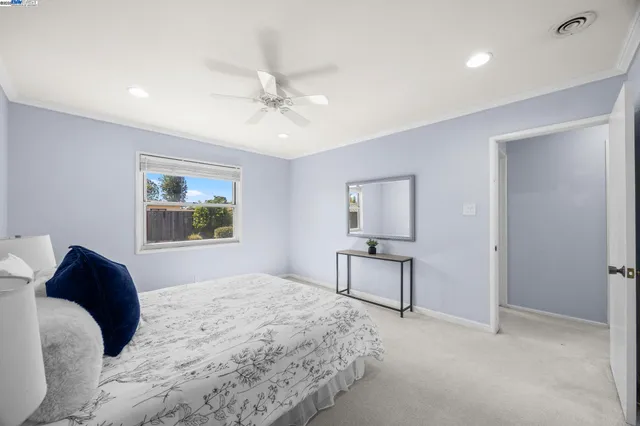 $889,000 | 334 Oxford Street, Hayward, CA 94541