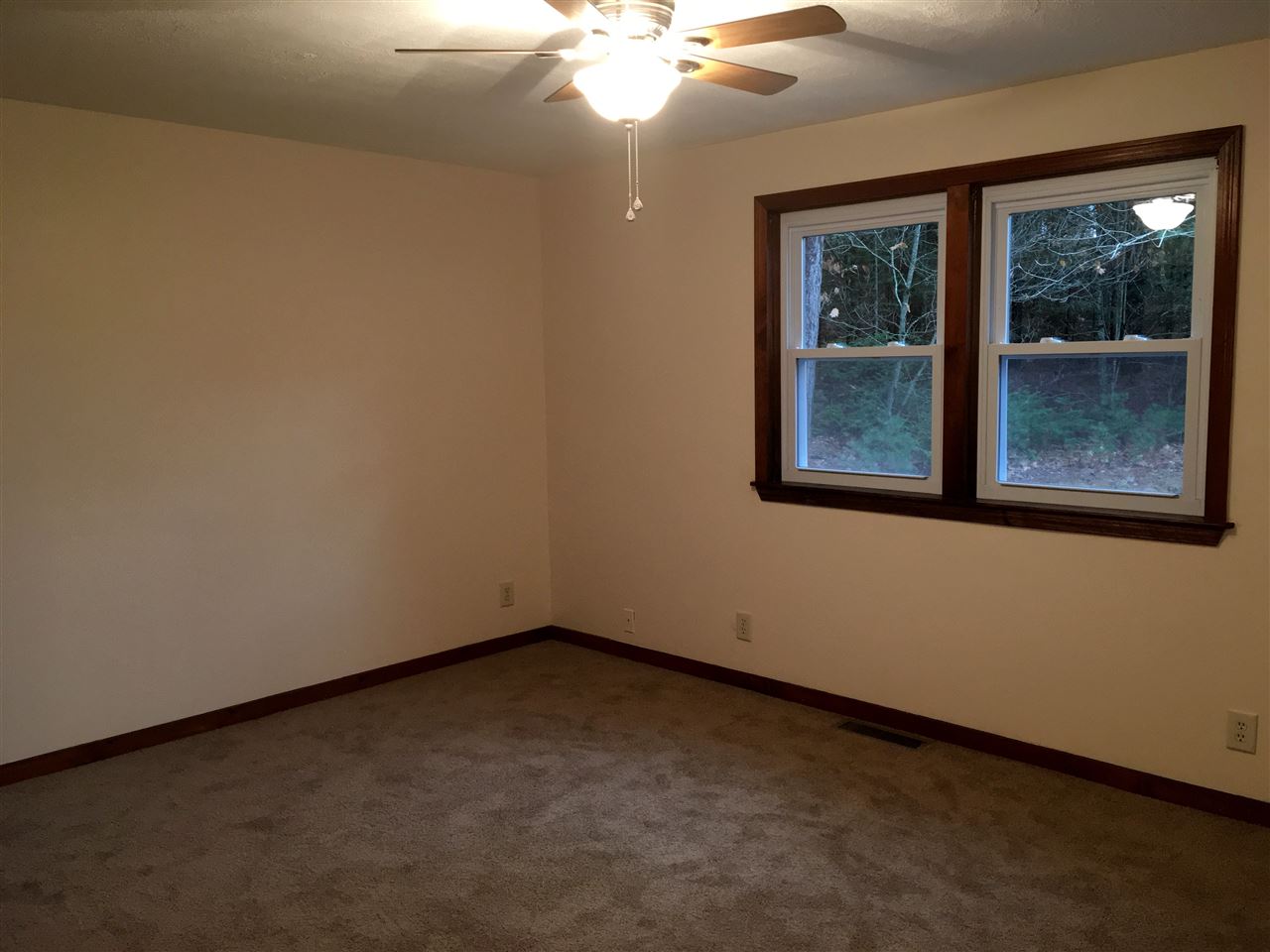 607 New Road Barnstead, NH 03225 - Photo 11 of 24