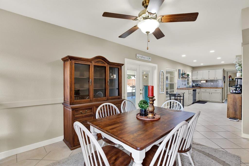 1509 Foggy Ridge Parkway Lutz, FL 33559 - Photo 17 of 44