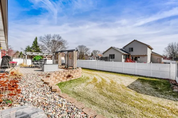 $560,000 | 3298 139th Lane Northwest, Andover, MN 55304