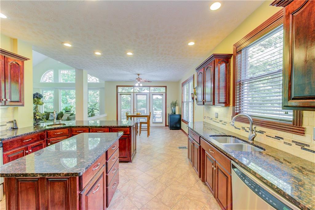 408 Sycamore Ridge Court Avon, IN 46123 - Photo 14 of 45 Gallery Image 14