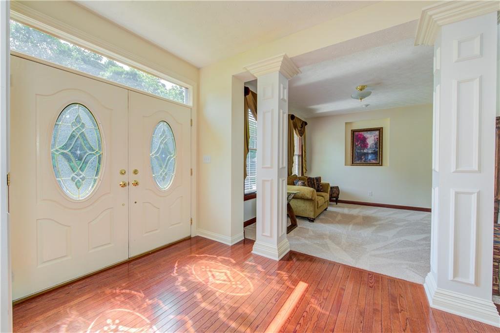 408 Sycamore Ridge Court Avon, IN 46123 - Photo 3 of 45 Gallery Image 3