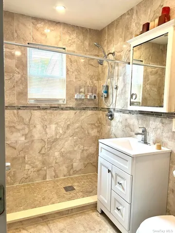 $3,000 | 2 Quinn, Brentwood, NY 11717