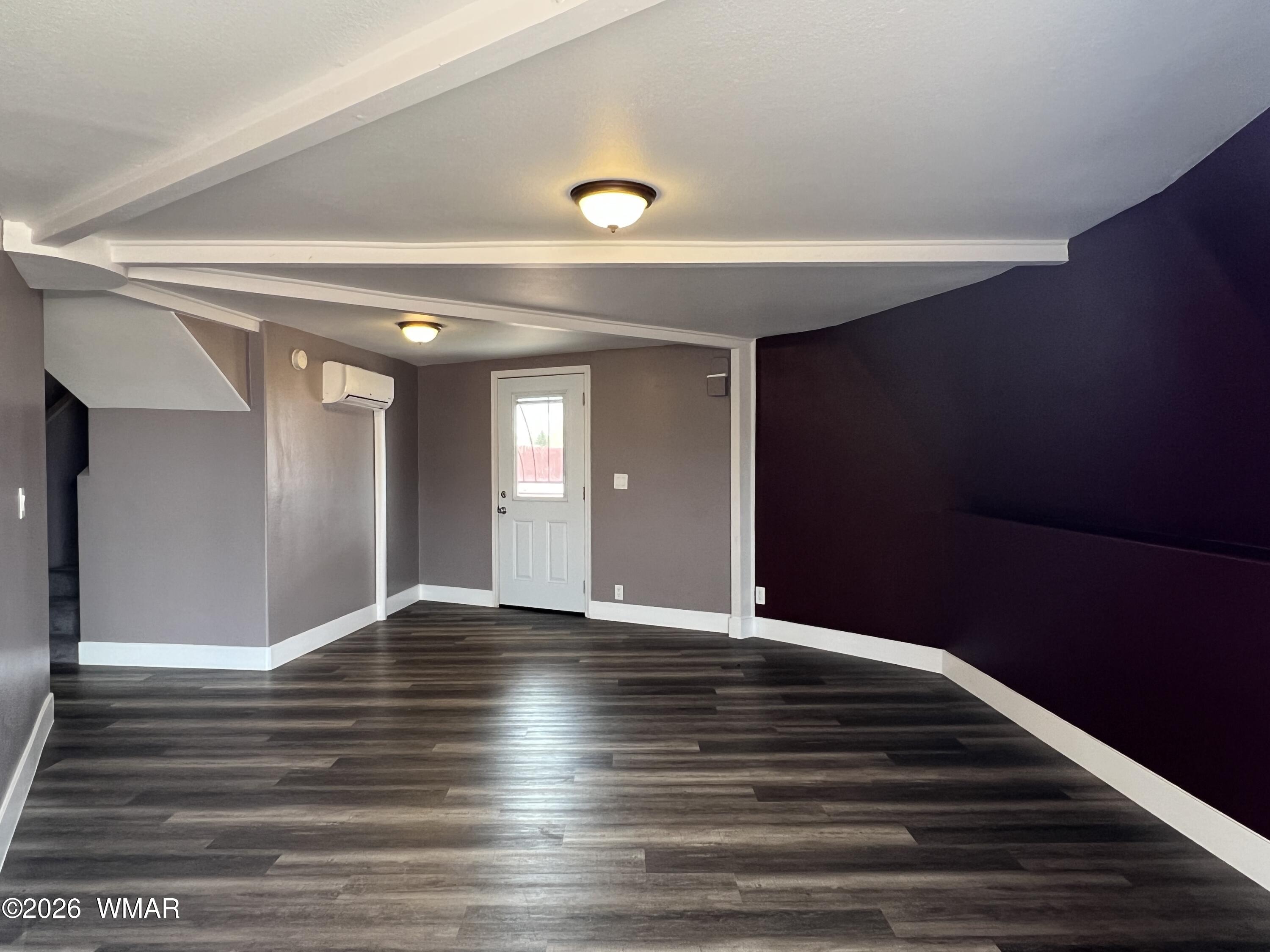 689 Old Woodruff Road Snowflake, AZ 85937 - Photo 2 of 40 Living Room