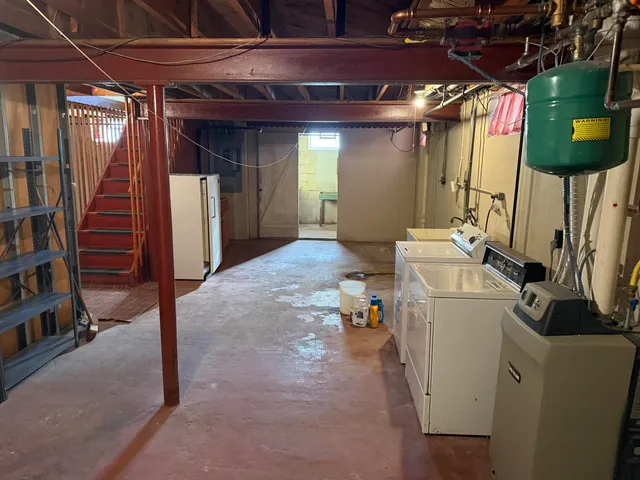 $259,900 | 2132 Winnebago Street, La Crosse, WI 54601