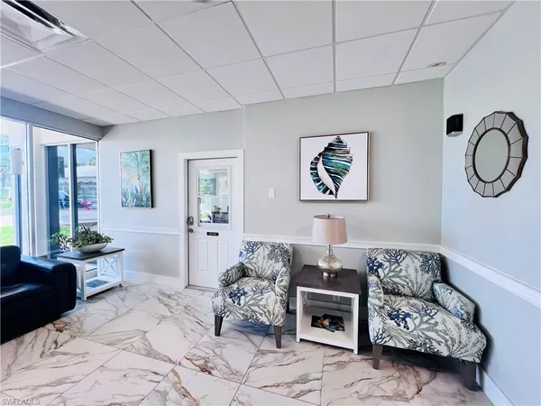 $2,200 | 5 Bluebill Avenue, Unit 303, Naples, FL 34108