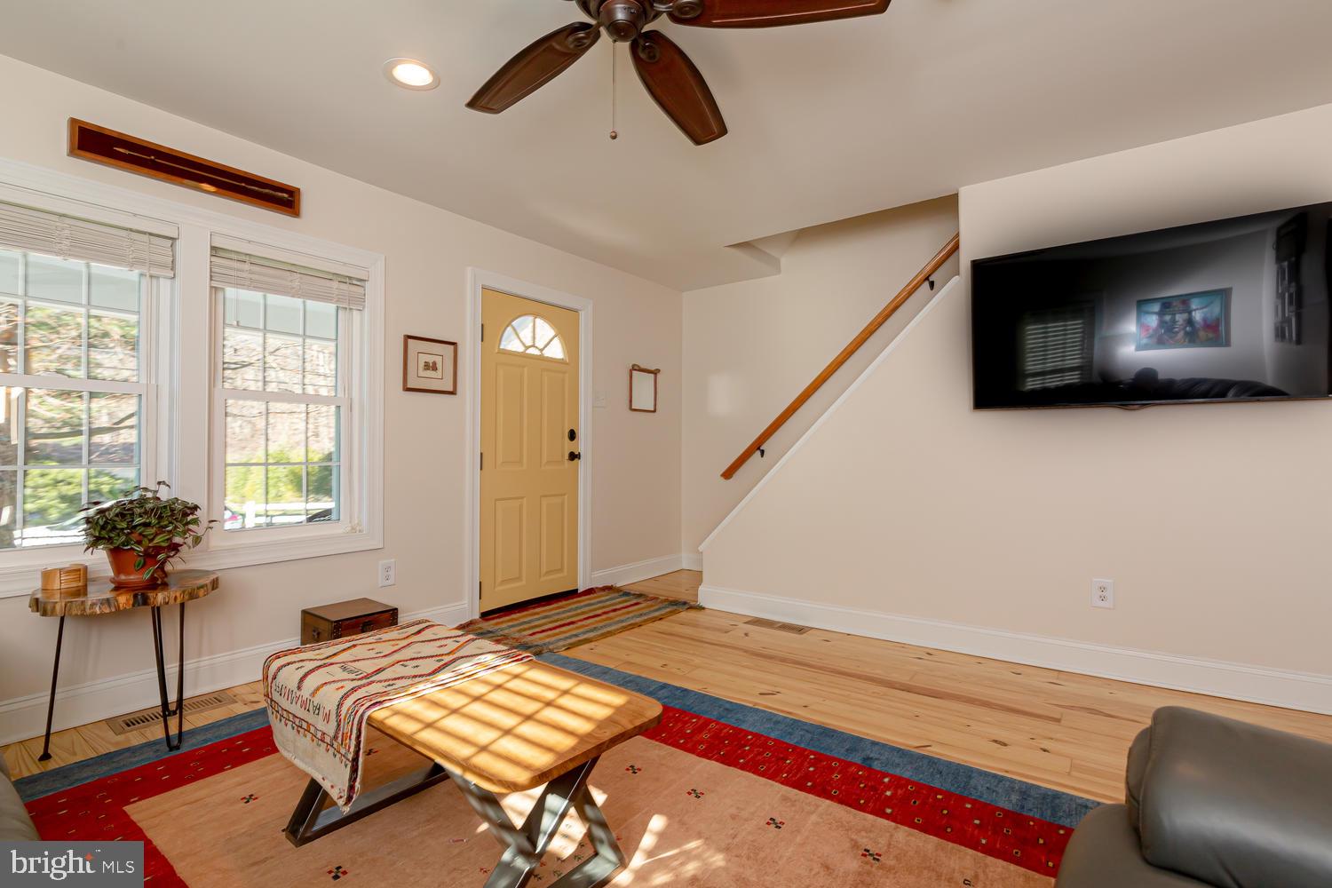 512 North Mill Road Kennett Square, PA 19348 - Photo 10 of 38 Living Room