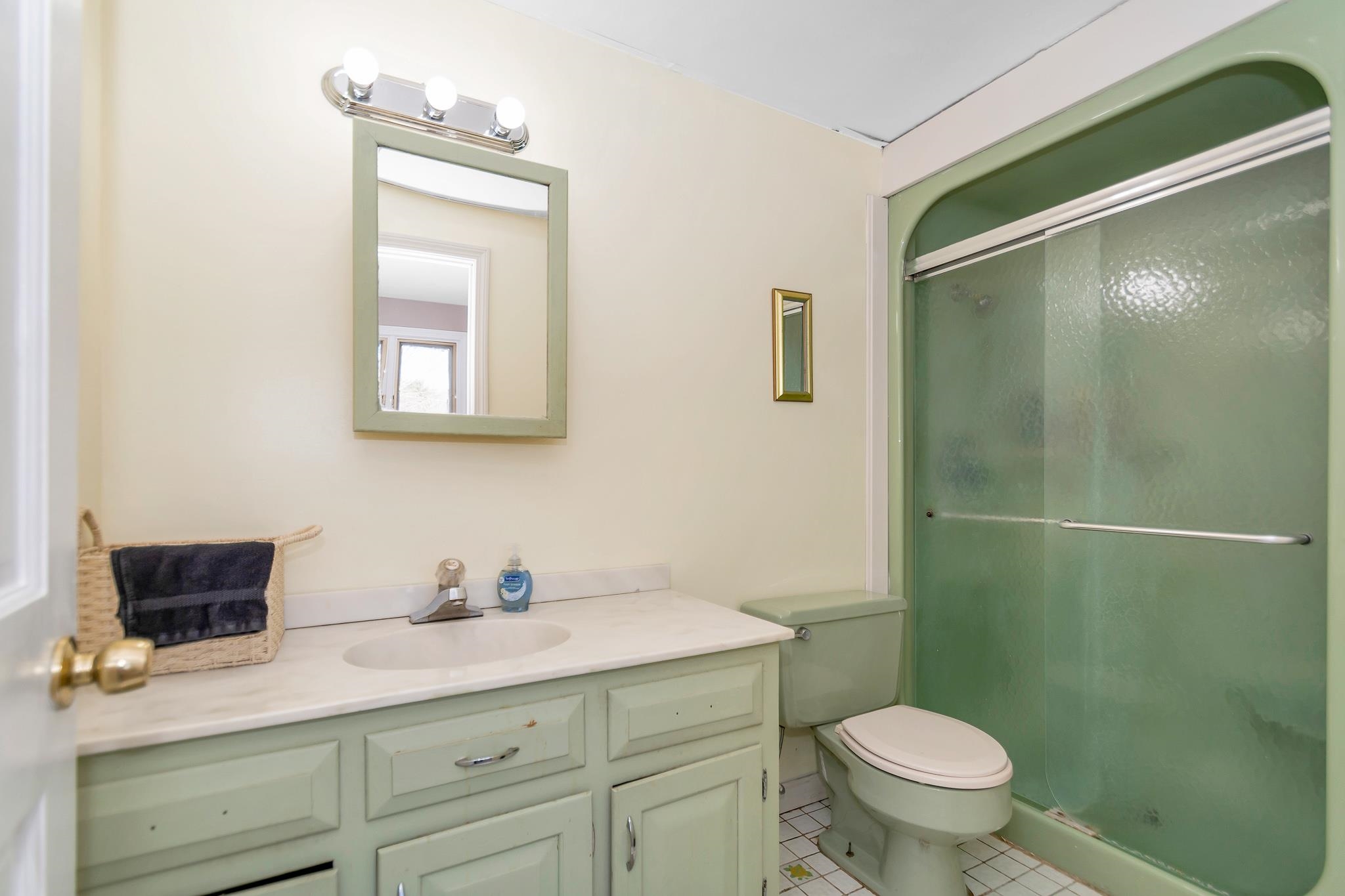 33 Nashua Road Windham, NH 03087 - Photo 22 of 40