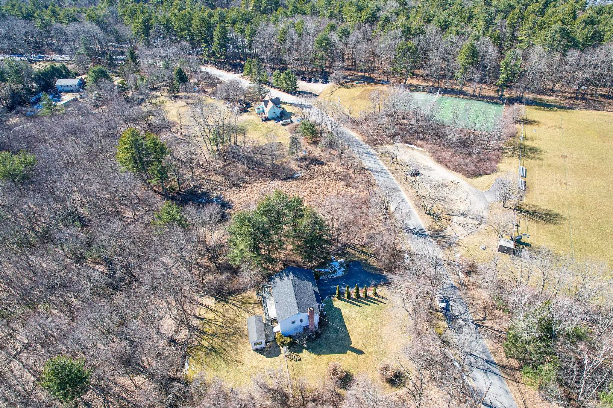 33 Nashua Road Windham, NH 03087 - Photo 38 of 40