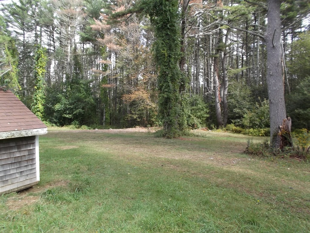 450 Neck Road Rochester, MA 02770 - Photo 3 of 20