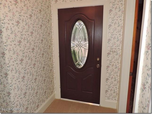 5409 Claudie Road Wilson, NC 27893 - Photo 5 of 25 3 Foyer