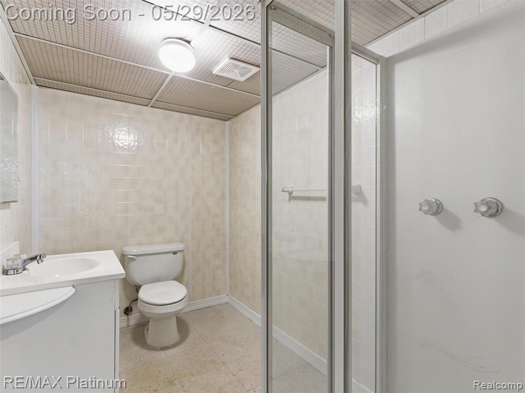 6335 Silver Lake Road Linden, MI 48451 - Photo 36 of 61