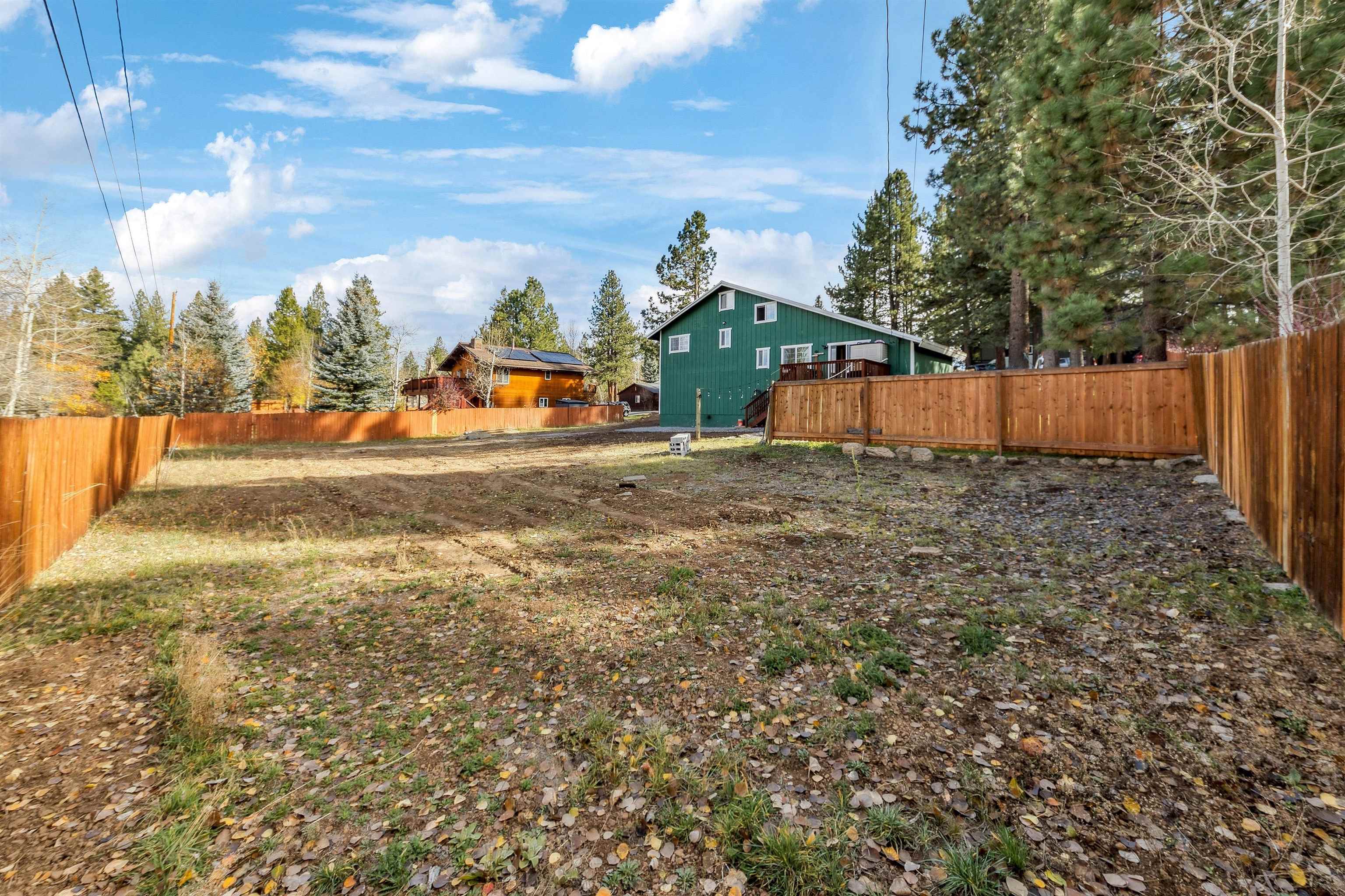 10164 Shore Pine Road Truckee, CA 96161 - Photo 6 of 26 Gallery Image 6