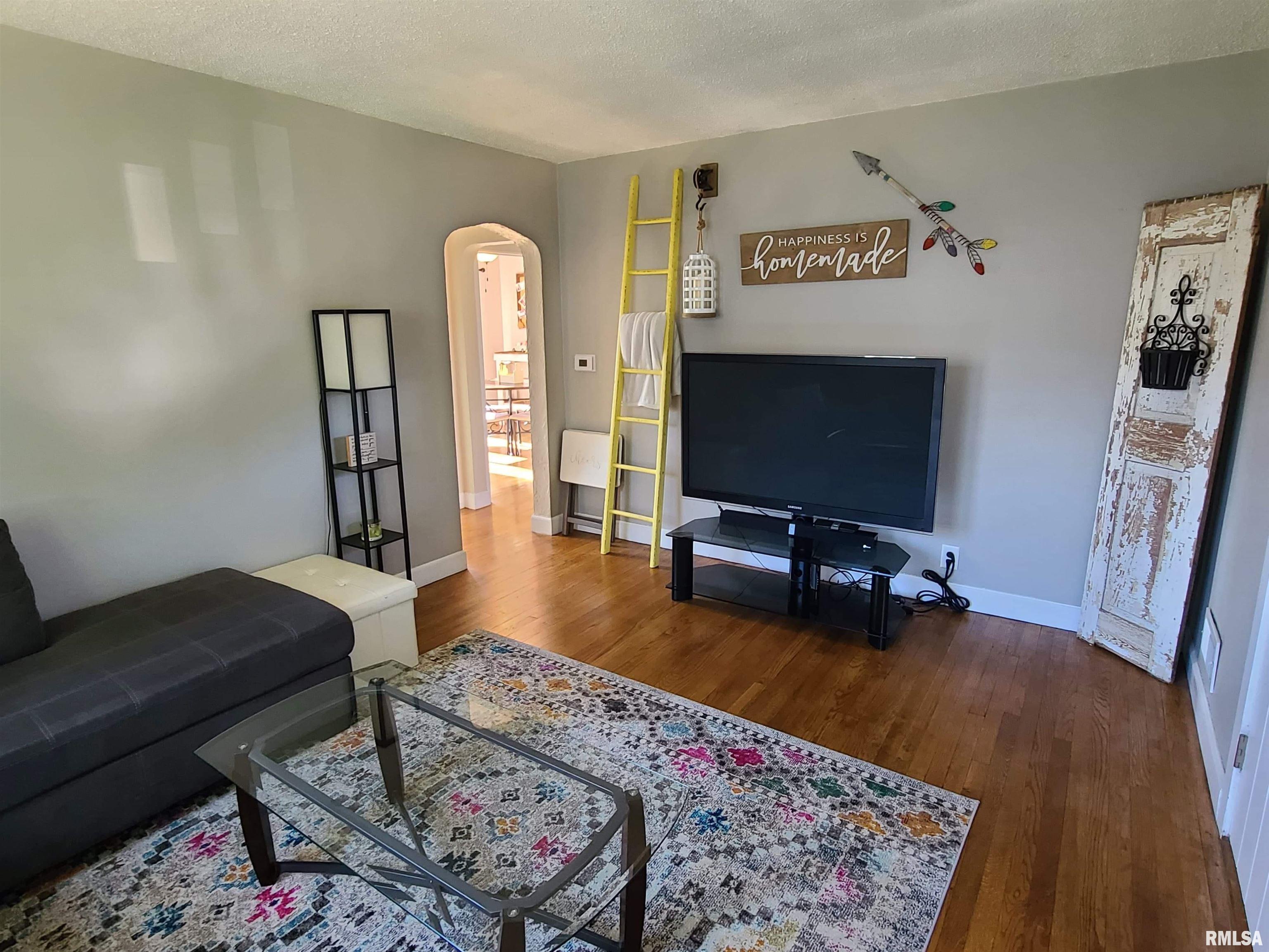 2416 Chancy Street Clinton, IA 52732 - Photo 3 of 15 Gallery Image 3
