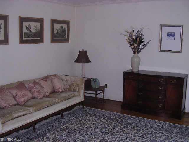 1015 Shamrock Road High Point, NC 27265 - Photo 3 of 9 Other. Living Room