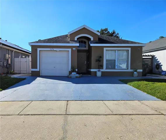 $2,200 | 1239 Carey Glen Circle, Orlando, FL 32824