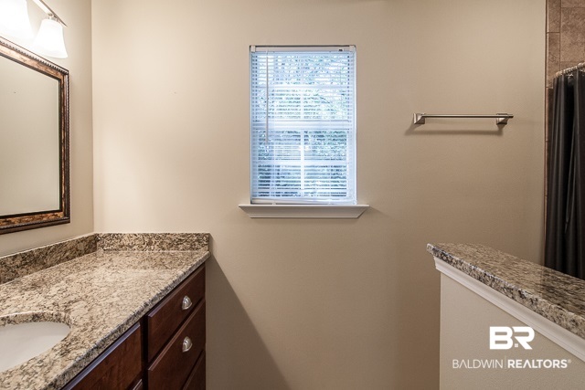 340 Ridgewood Drive Daphne, AL 36526 - Photo 27 of 35 Master Bathroom