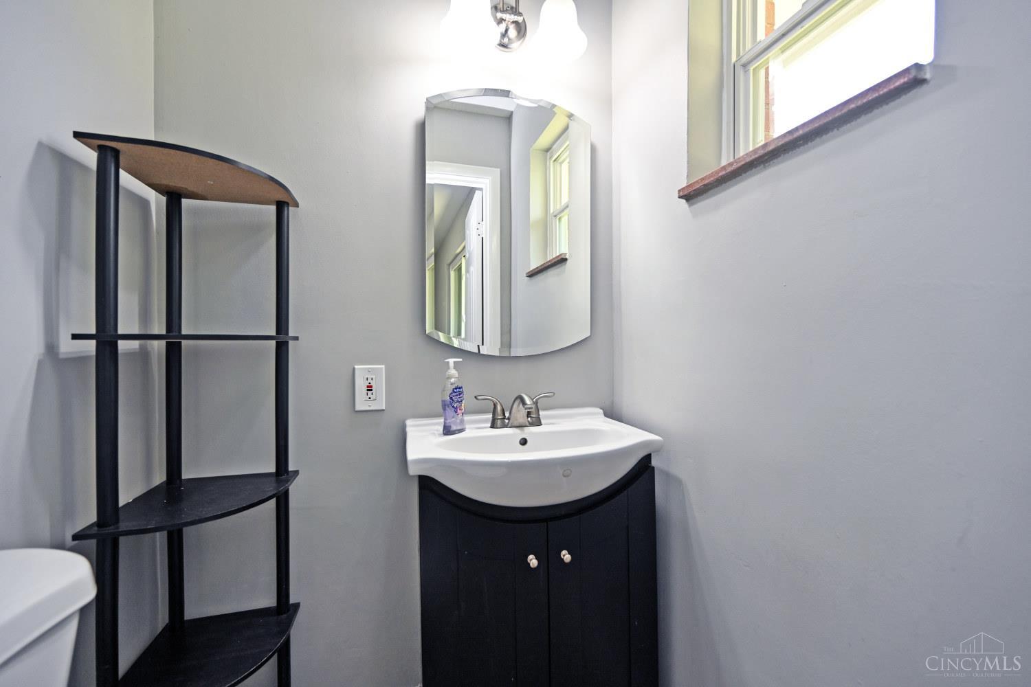 4699 Blue Jacket Road Cincinnati, OH 45244 - Photo 22 of 38