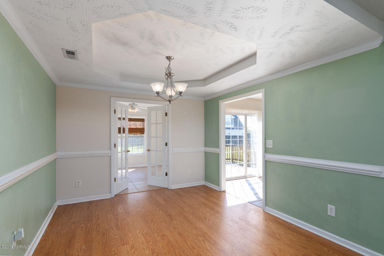 204 Target Lane Hubert, NC 28539 - Photo 12 of 37 10