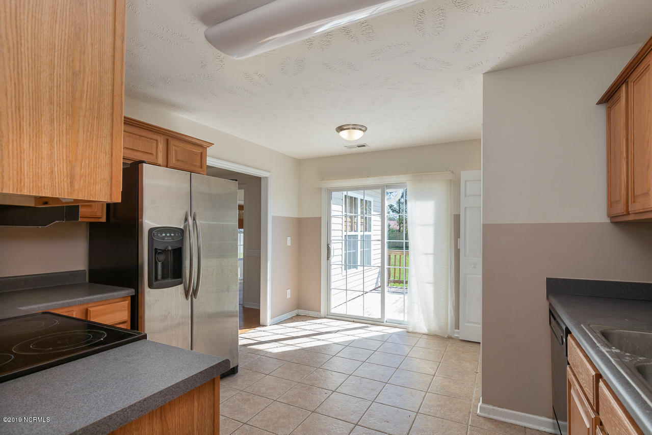 204 Target Lane Hubert, NC 28539 - Photo 16 of 37 14
