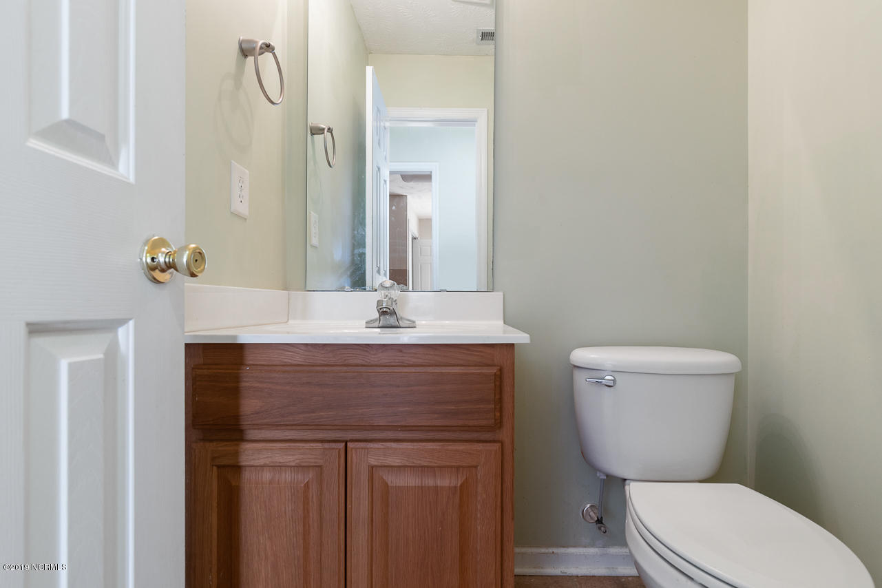 204 Target Lane Hubert, NC 28539 - Photo 17 of 37 15