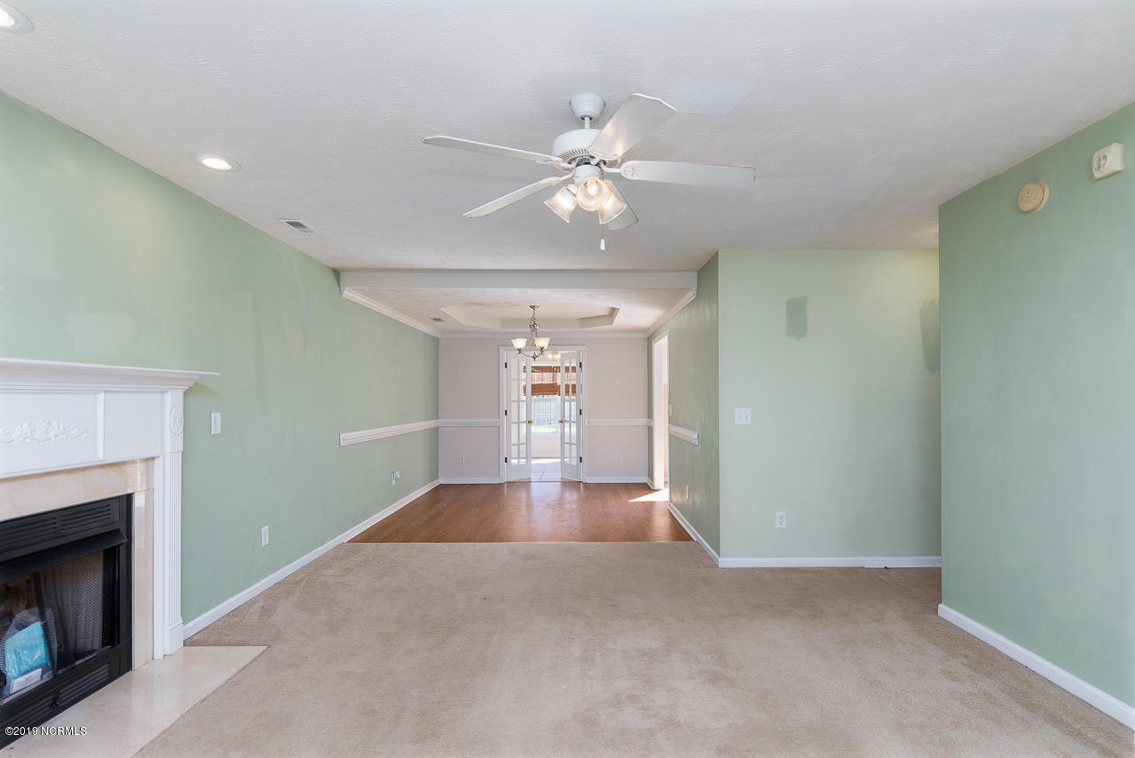 204 Target Lane Hubert, NC 28539 - Photo 8 of 37 6