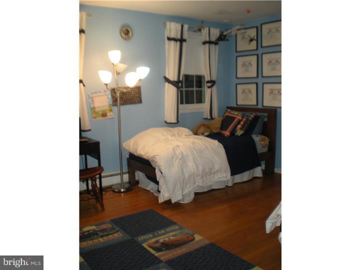 1037 Crozer Lane Springfield, PA 19064 - Photo 17 of 24 Bedroom 2