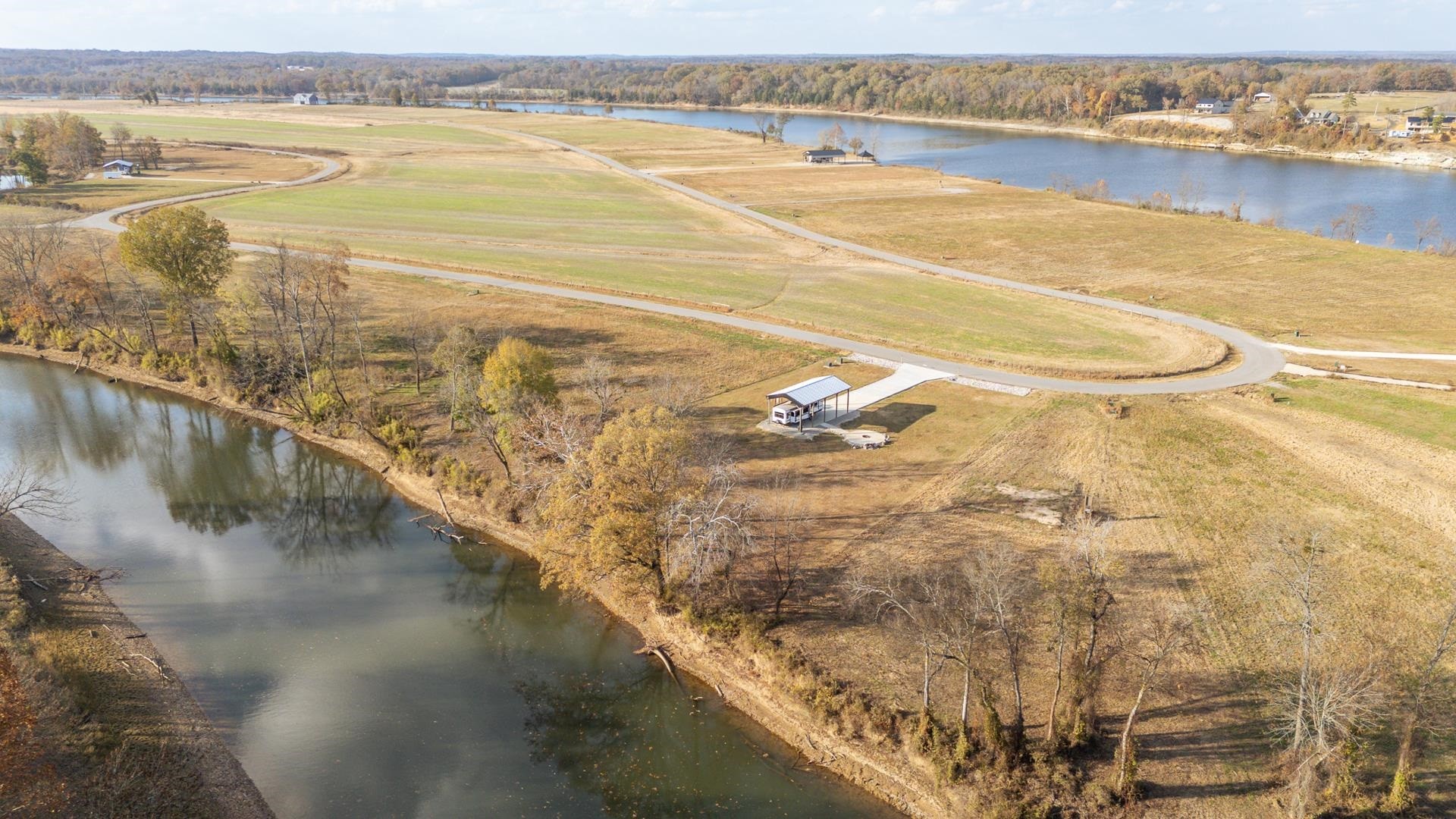 6425 Cravens Road Savannah, TN 38372 - Photo 15 of 39 a view of an ocean and beach