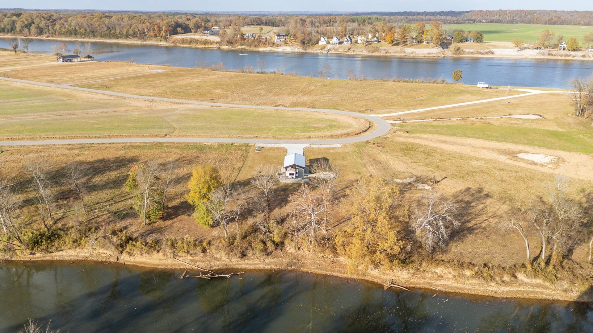6425 Cravens Road Savannah, TN 38372 - Photo 18 of 39 a view of a water with an ocean view