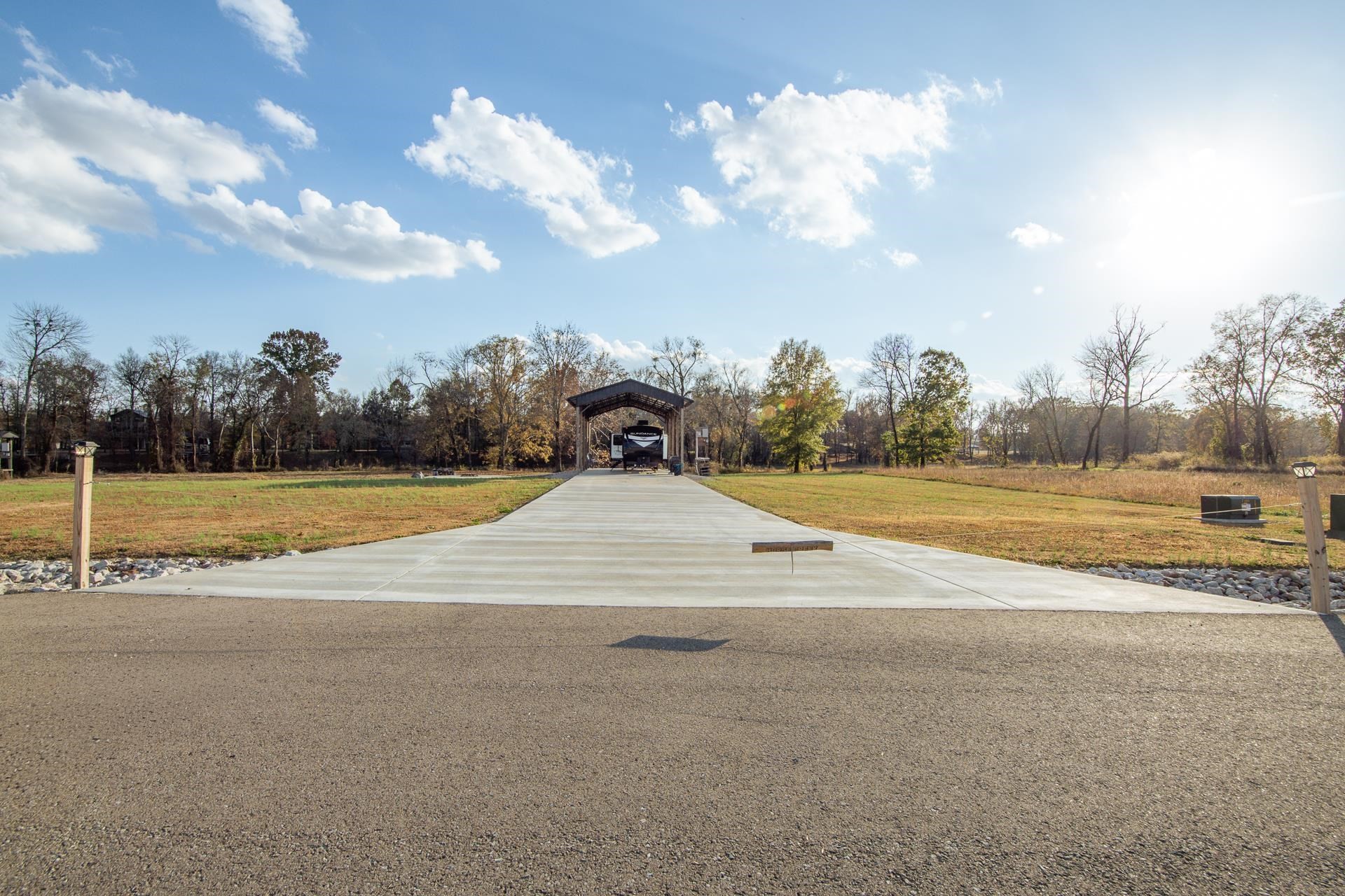 6425 Cravens Road Savannah, TN 38372 - Photo 24 of 39 a view of a basket ball ground