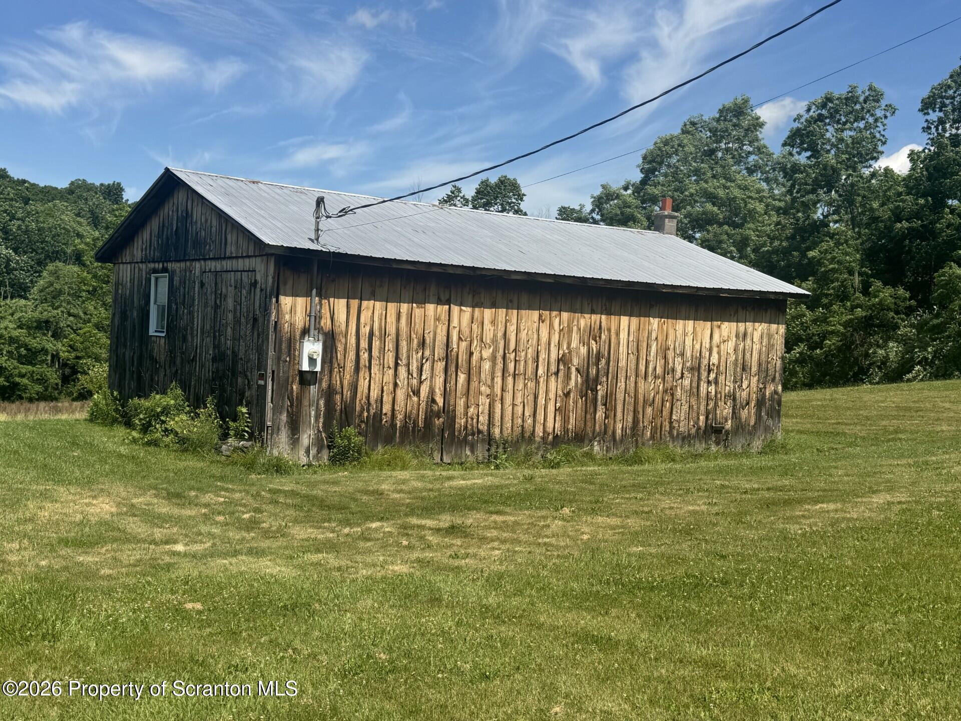Milwaukee Road Clarks Summit, PA 18411 - Photo 4 of 5 Storage Barn