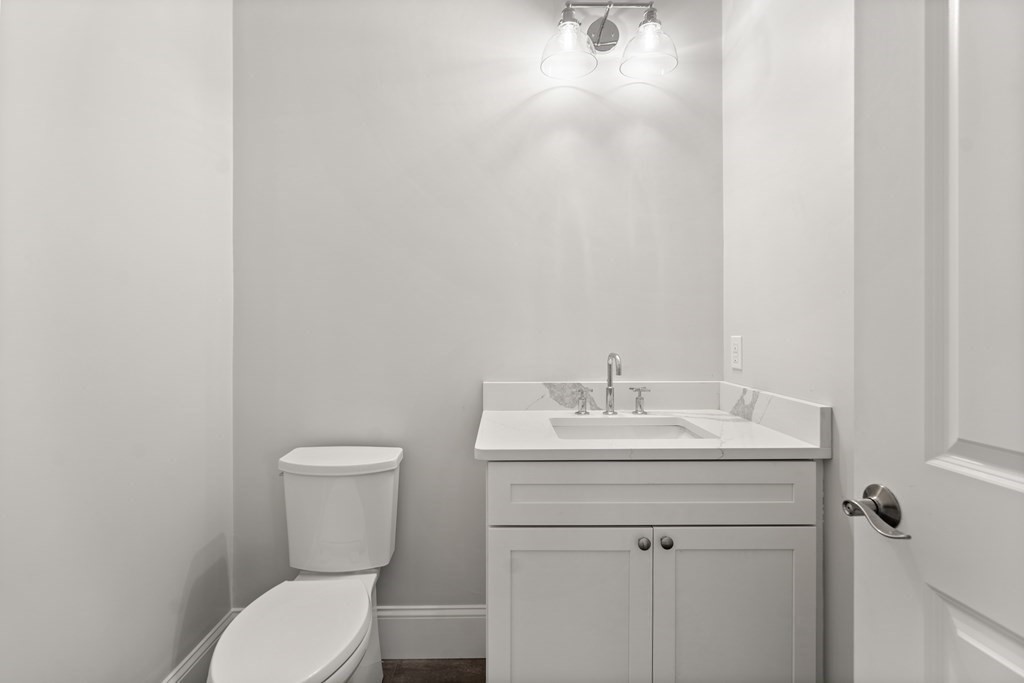11 Spring Hill Farm Road Wenham, MA 01984 - Photo 17 of 42 Gallery Image 17