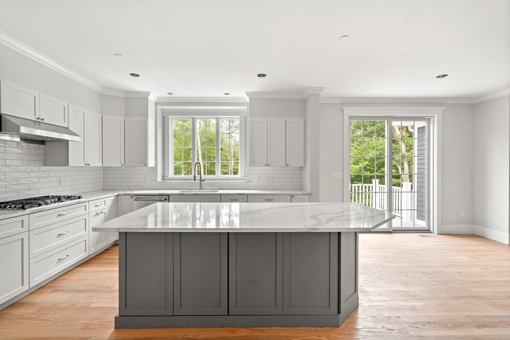 11 Spring Hill Farm Road Wenham, MA 01984 - Photo 5 of 42 Gallery Image 5