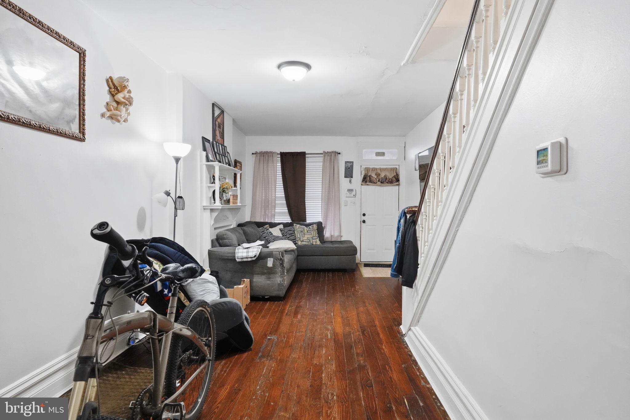 842 Locust Street Reading, PA 19604 - Photo 8 of 30 Gallery Image 8